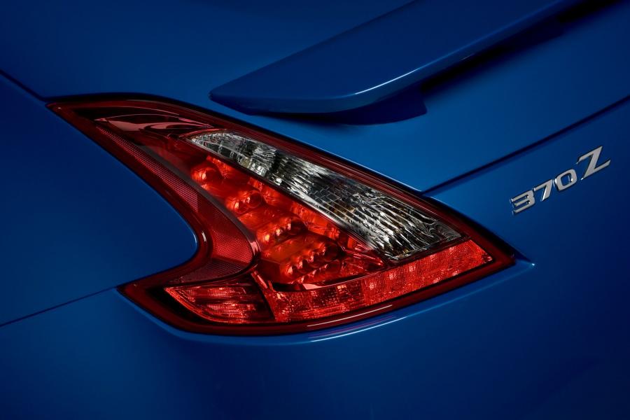  Nissan 370Z 2009 года  (фото 185 из 192)